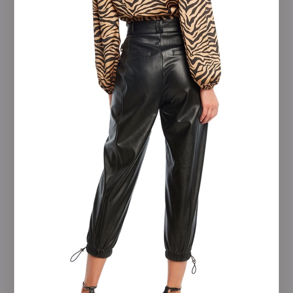 NWOT Bardot Vegan Leather Riley Cargo Pants in Black - Picture 5 of 10